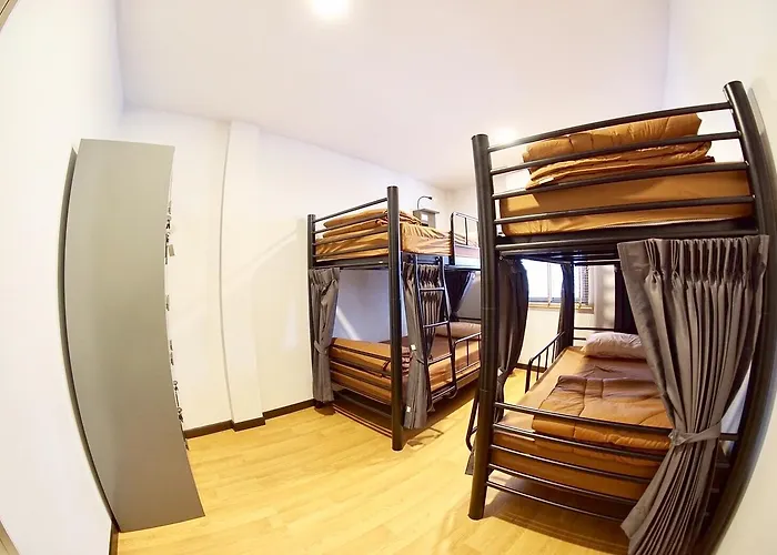 Auberge de jeunesse Trog And Soi (adults Only)